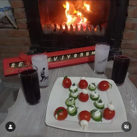 Privatunterkunft Sirince Larin